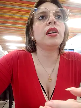 Snapshot of lorenitabella chatting on April 29, 9:21 pm lorenitabella online show from April 29, 9:21 pm
