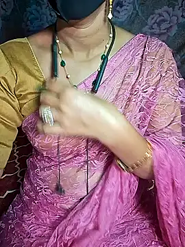 Snapshot of XBHUUME chatting on December 30, 5:34 pm XBHUUME online show from December 30, 5:34 pm