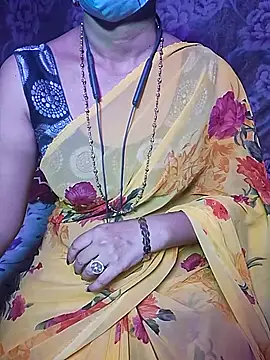 Snapshot of XBHUUME chatting on October 10, 4:39 pm XBHUUME online show from October 10, 4:39 pm