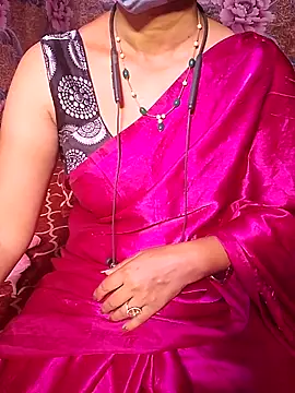 XBHUUME online show from April 23, 5:48 pm