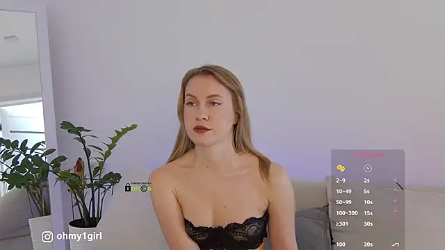 Fallinlove1 online show from March 3, 7:25 am