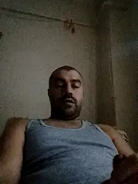 Snapshot of kevgir08 chatting on December 7, 4:53 am kevgir08 online show from December 7, 4:53 am