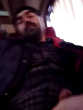 Snapshot of kevgir08 chatting on February 24, 5:11 am kevgir08 online show from February 24, 5:11 am