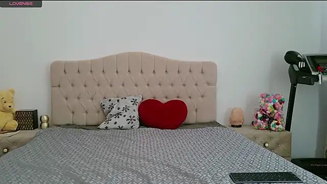 Snapshot of Annyfit4you chatting on February 12, 1:16 pm Annyfit4you online show from February 12, 1:16 pm