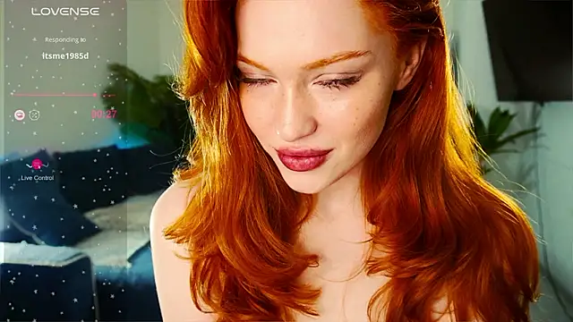 Born to Loveee online show from February 16, 1:02 am