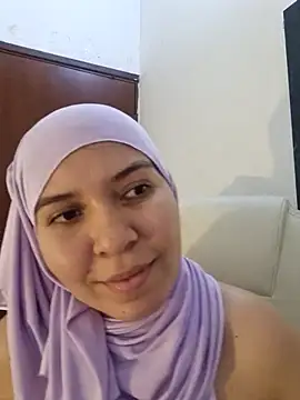 MatchedEyebrow online show from March 8, 11:39 pm