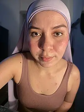 MatchedEyebrow online show from March 6, 9:00 pm