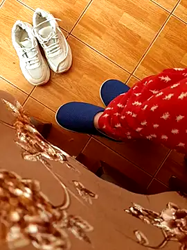 Snapshot of feet_toes chatting on October 30, 5:53 am feet toes online show from October 30, 5:53 am