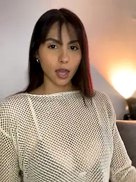 ameliayourfav1 online show from October 14, 9:26 pm