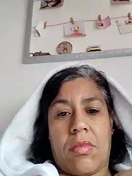 Molly newman6 online show from April 13, 9:15 am