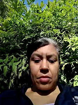 Snapshot of Molly_newman6 chatting on April 18, 7:45 am Molly newman6 online show from April 18, 7:45 am