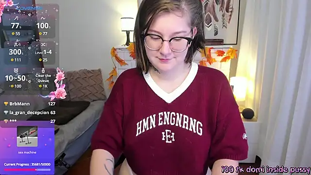 Snapshot of HunnyyLove chatting on March 9, 6:32 pm HunnyyLove online show from March 9, 6:32 pm