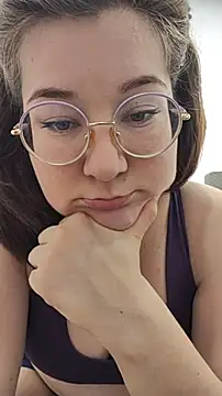 HunnyyLove online show from December 1, 3:06 pm