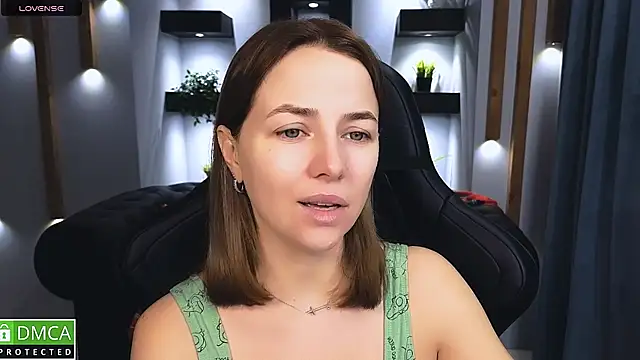 Mira Mermayd online show from December 19, 1:07 am