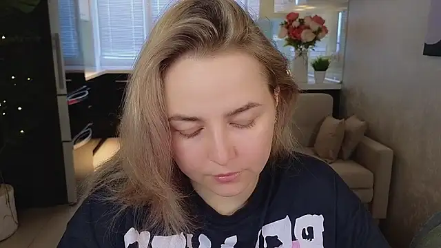 Mira Mermayd online show from March 22, 1:09 am