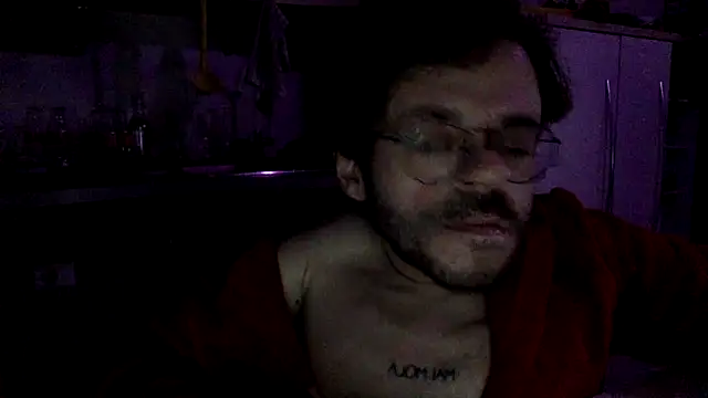 Dirtywheels online show from December 27, 1:11 am