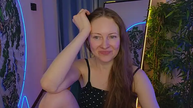 Snapshot of freya_nilsson chatting on December 7, 6:59 pm freya nilsson online show from December 7, 6:59 pm