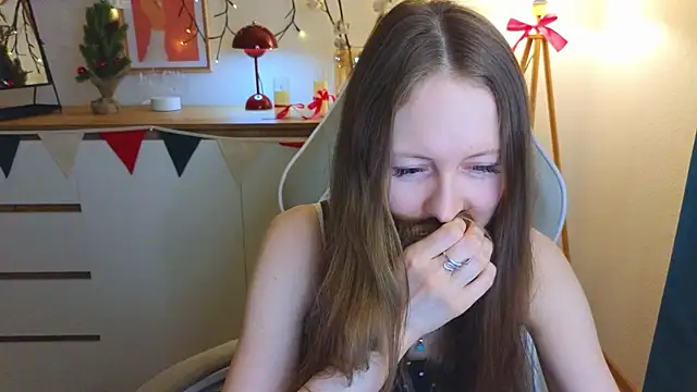 Snapshot of freya_nilsson chatting on January 11, 12:29 pm freya nilsson online show from January 11, 12:29 pm