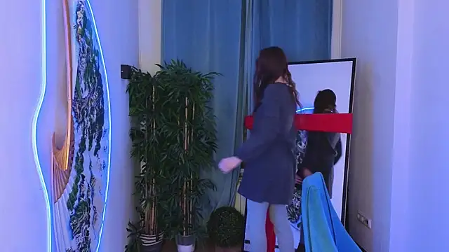 Snapshot of freya_nilsson chatting on February 23, 3:40 pm freya nilsson online show from February 23, 3:40 pm