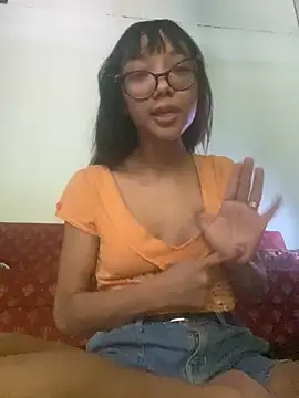 Karmakuro online show from September 22, 8:22 pm