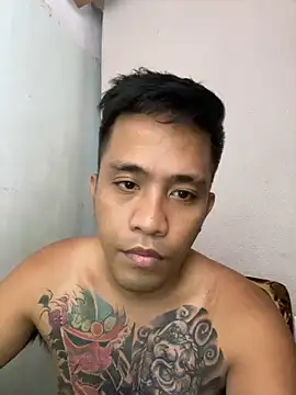 Snapshot of Thyler08 chatting on December 2, 8:30 am Thyler08 online show from December 2, 8:30 am