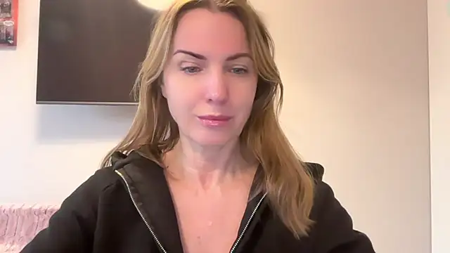 RachellAmazing online show from February 13, 2:09 pm