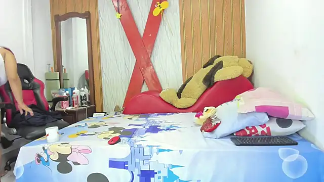 Lunastar02 online show from May 12, 2:03 pm