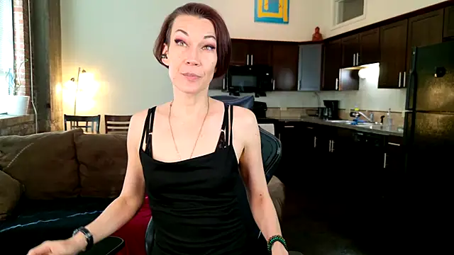 Snapshot of EveEnigma chatting on March 19, 12:34 pm EveEnigma online show from March 19, 12:34 pm