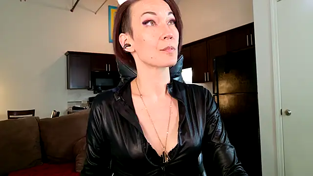 Snapshot of EveEnigma chatting on March 19, 5:50 pm EveEnigma online show from March 19, 5:50 pm