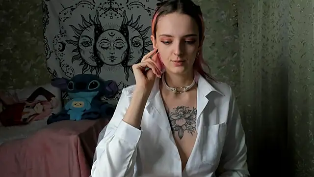 Snapshot of Cutie_Adelia chatting on March 22, 5:52 pm Cutie Adelia online show from March 22, 5:52 pm