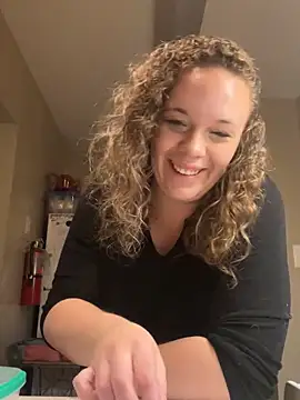 AuroraSummers online show from March 14, 3:04 am