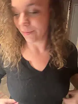 AuroraSummers online show from March 15, 3:40 am