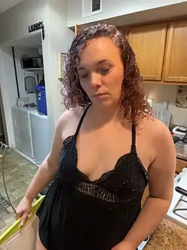 AuroraSummers online show from March 6, 1:35 am