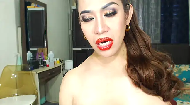 HugeKatarinaTS online show from March 8, 6:54 am