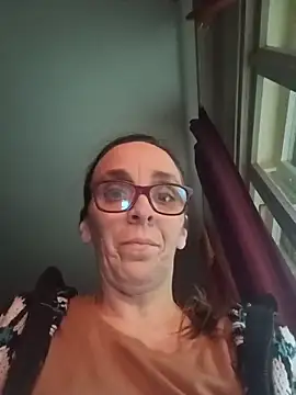 Dettybitch40 online show from December 15, 1:15 pm