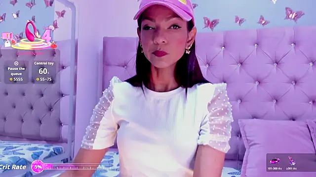 HannaPetit online show from December 5, 6:59 pm