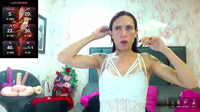 VanessaWolf online show from October 18, 2:29 pm