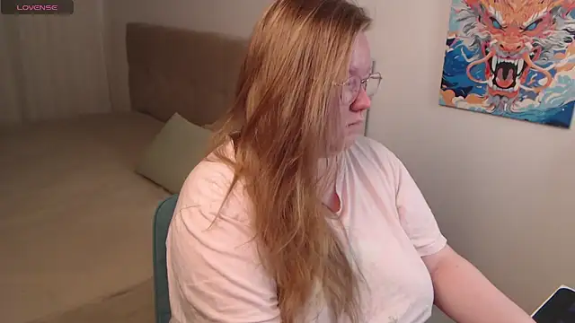 Ann Muna online show from December 7, 9:11 pm