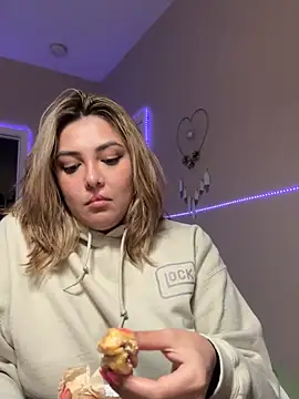 nativepumpkin95 online show from February 9, 5:08 am