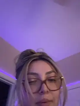 nativepumpkin95 online show from February 16, 12:30 am