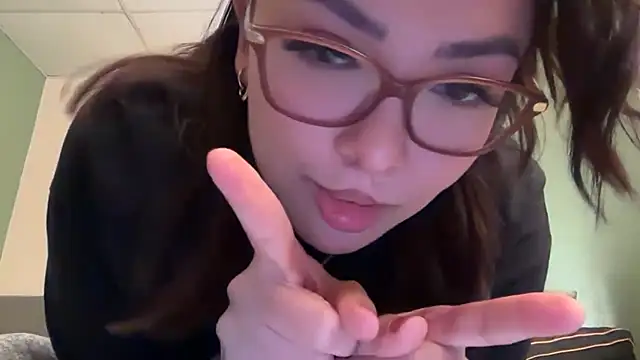 nativepumpkin95 online show from October 16, 9:05 pm