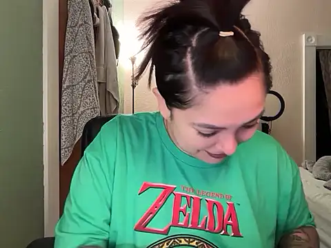 nativepumpkin95 online show from November 18, 8:46 pm