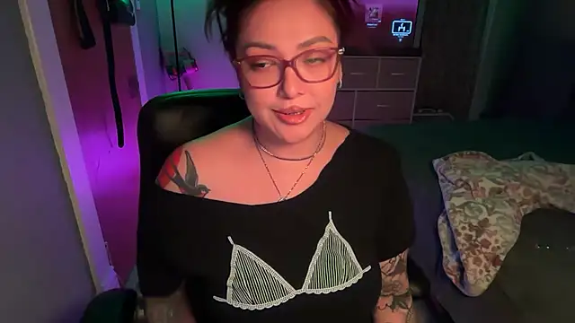 nativepumpkin95 online show from July 18, 3:00 am