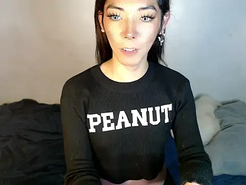 Snapshot of perly_169 chatting on January 26, 10:12 am perly 169 online show from January 26, 10:12 am