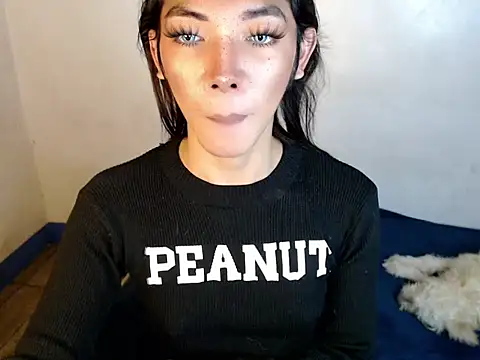 Snapshot of perly_169 chatting on March 9, 6:32 pm perly 169 online show from March 9, 6:32 pm