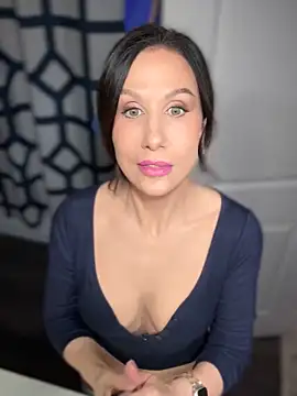 Fiona Kent  online show from January 8, 9:44 pm