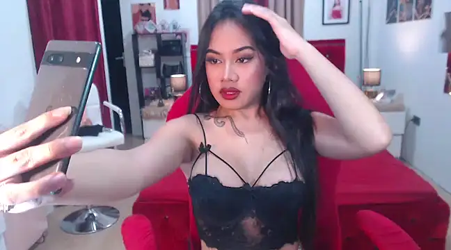 FrancineGarcia online show from December 12, 10:09 pm