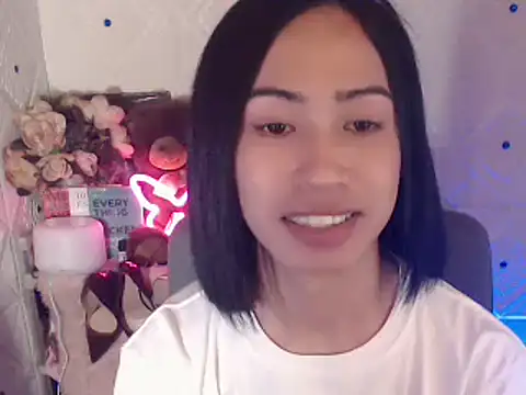 Snapshot of Lemonadexxx chatting on February 24, 11:54 am Lemonadexxx online show from February 24, 11:54 am