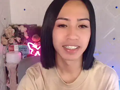 Snapshot of Lemonadexxx chatting on February 25, 9:31 am Lemonadexxx online show from February 25, 9:31 am