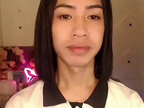 Snapshot of Lemonadexxx chatting on March 4, 2:17 am Lemonadexxx online show from March 4, 2:17 am